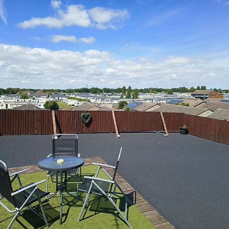 Roman Bank With Spa Bath, Terrace And Mermaid'S Teepee Skegness Exteriör bild